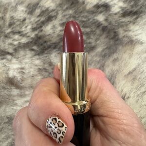 Elizabeth Arden Lipstick - Wild Winterberry